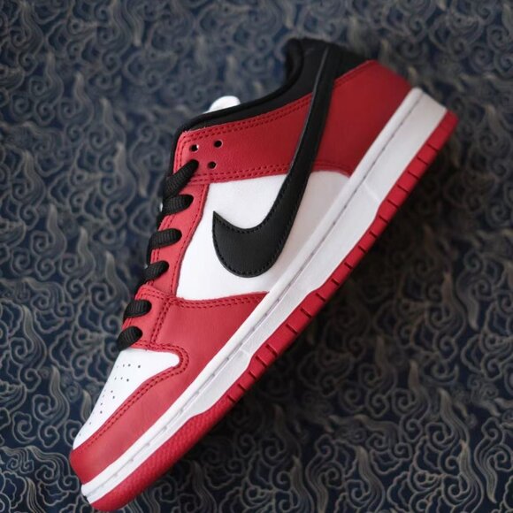 Nike SB Dunk Low Pro "Red White Black" • New With Box • [Size] - Picture 4 of 5